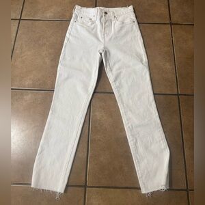 Frank & Eileen SLIGO
Skinny Jean